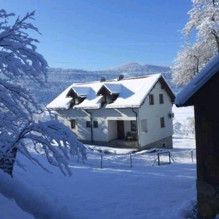 Holiday House Marija Villa Otočac Exteriör bild
